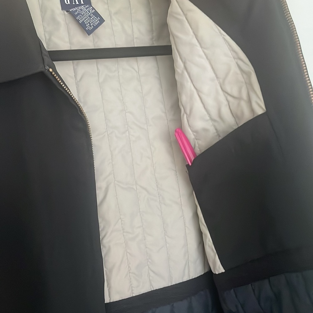 Gap black jacket; lightweight, layers well. Hip length/slightly longer in back. - Picture 7 of 8